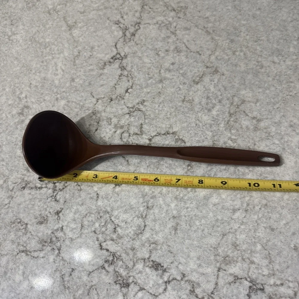 Vintage Foley Nylon Soup Stew Ladle Spoon Dipper Kitchen Utensil Brown 11 Inch